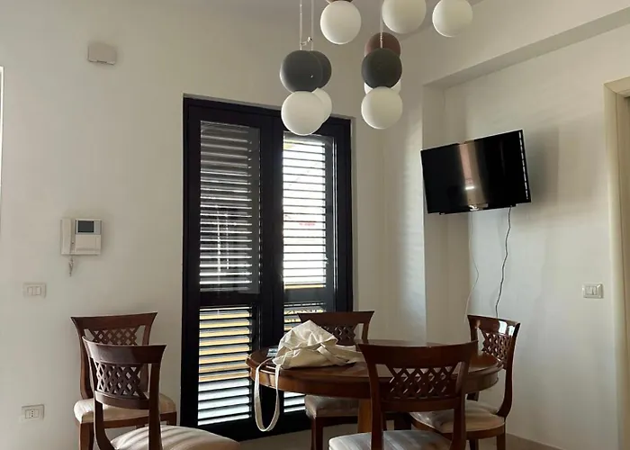 Chiaro Di Luna ロッチェッラ・イオーニカ